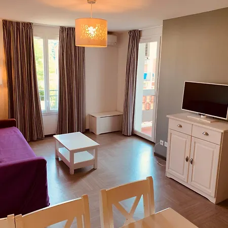 Terres De France - Cote Provence 그뢰오레방