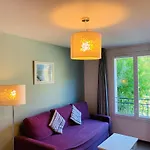 Terres De France - Cote Provence 그뢰오레방