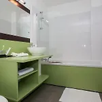Terres De France - Cote Provence 3* 그뢰오레방
