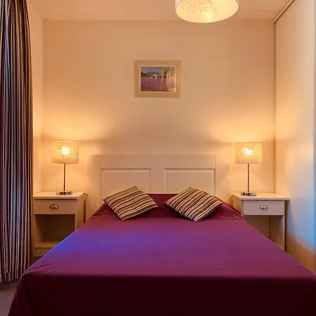 Holiday park Terres De France - Cote Provence Greoux-les-Bains